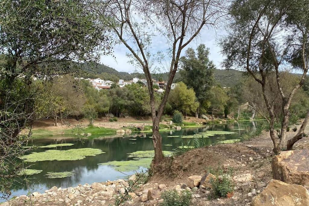 شقة Casa Buitreras El Colmenar المظهر الخارجي الصورة